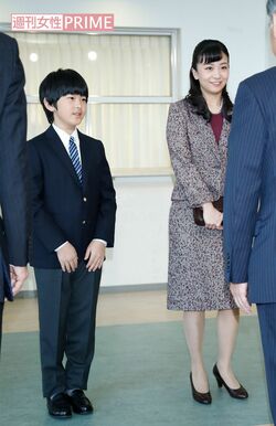 中学ご卒業 悠仁さま 葉山でよちよち歩き 凛々しい袴姿 薪割りショット 秘蔵写真で振り返る 週刊女性prime