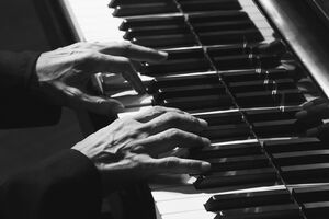 療養中とは思えない、ドラマチックな演奏に驚くばかり