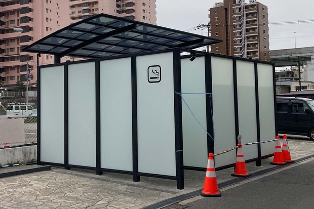 飛田新地料飲組合が設置した喫煙所