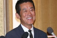 三遊亭円楽、脳梗塞の療養延期でスタッフが大量退社!事務所を守り抜く「女社長の決断」