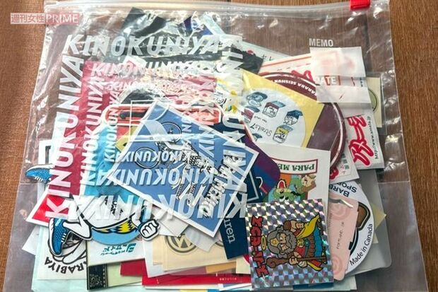 編集者Aが収集しているシール　撮影／編集部