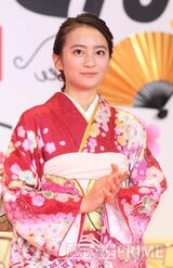 テレビ朝日系『私のおじさん〜WATAOJI〜』で連続ドラマ初主演を果たす（’19年10月、制作発表にて）