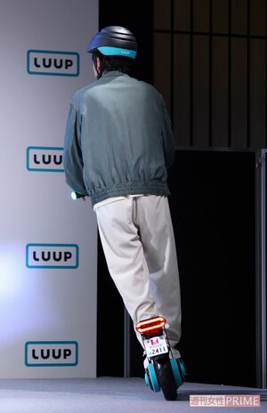 LUUPの新CM発表会に登場した二宮和也（2024年）