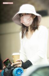 6月上旬、娘をインターに送って帰る途中の熊田を直撃。質問には応えず、無言でスマホを記者に向けた