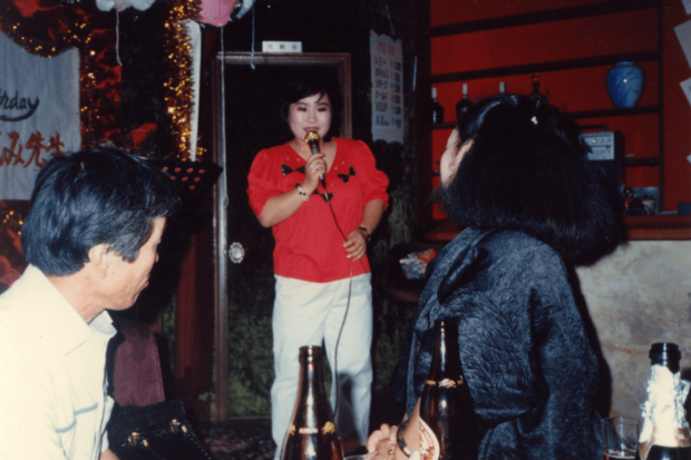 『道頓堀人情』のキャンペーンで全国の赤提灯やスナックを回っていた