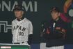 侍ジャパンの白井一幸ヘッドコーチ(左)と栗山英樹監督(右)