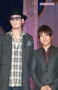 コブクロ、黒田俊介（左）と小渕健太郎