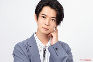 千葉雄大　ヘアメイク／堤紗也香　スタイリスト／寒河江健