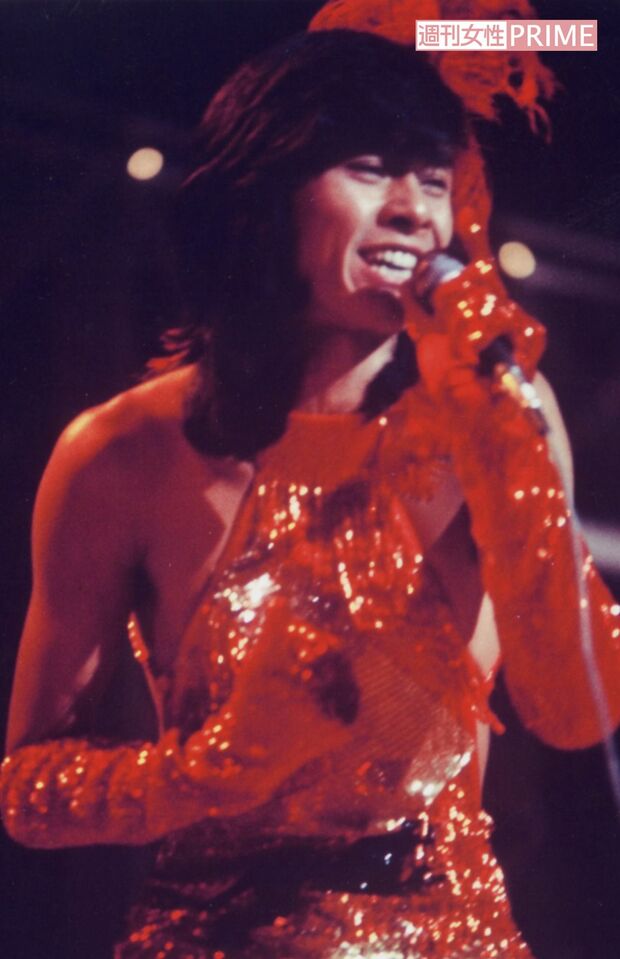 '76年には『ジャガー』を熱唱