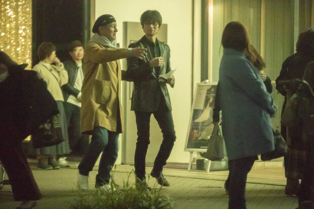 2019年3月、ドラマ『家売るオンナ』打ち上げに参加した仲村トオル