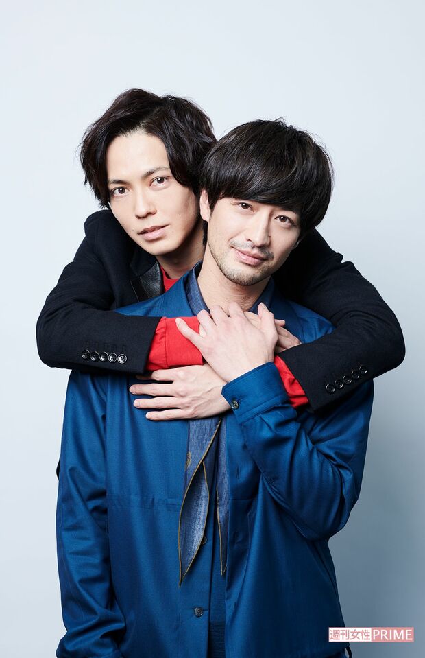 猪塚健太（左）と竹財輝之助（右）　撮影／山田智絵