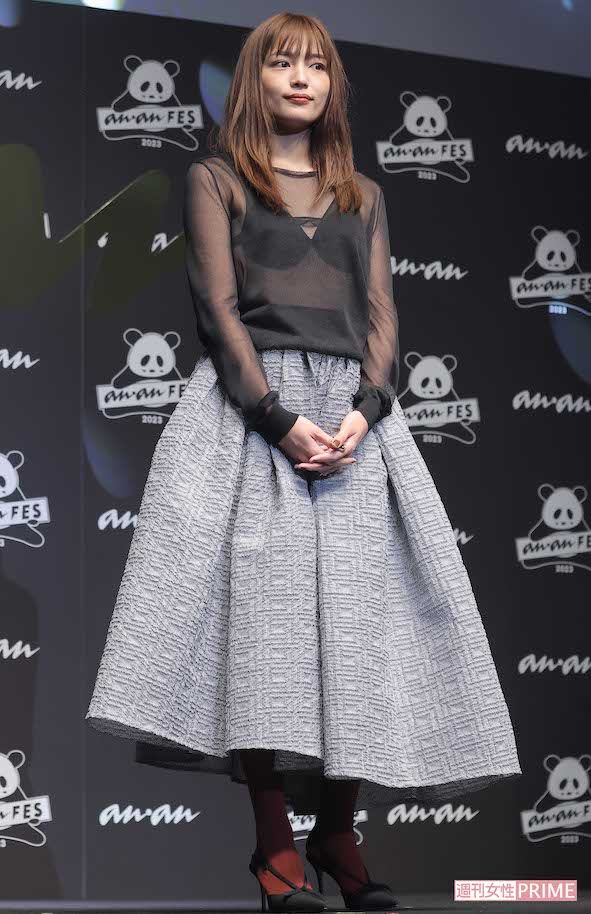 『anan AWARD 2023』授賞式に登壇した川口春奈