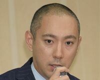 がん闘病中の小林麻央を支える夫・海老蔵の“借金問題”