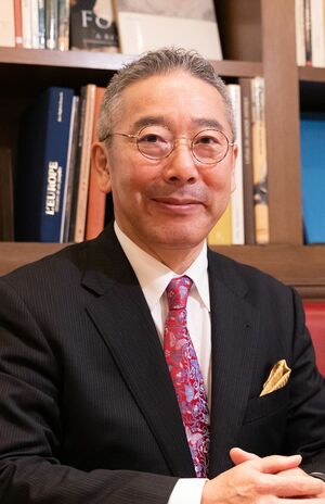 山口謠司先生●作家。平成国際大学学術顧問。中国山東大学客員教授。ケンブリッジ大学東洋学部共同研究員などを経て、現職。『日本語を作った男上田万年とその時代』で第29回和辻哲郎文化賞受賞。