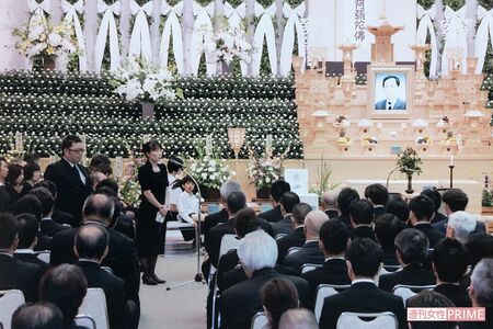 59歳という若さで急逝した重雄さんの葬儀には、多くの人が参列