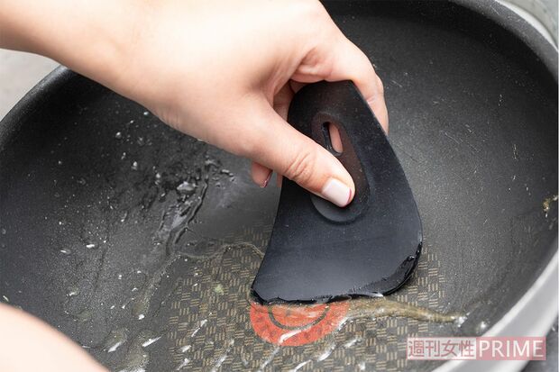 シリコーンスクレーパー　撮影／矢島泰輔