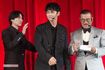 左から新田真剣佑、眞栄田郷、千葉真一さん