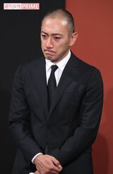 愛する妻・麻央さんのの死を受けて会見をひらいた市川海老蔵（'17年6月23日）