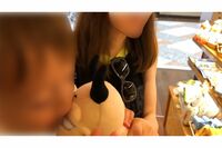 スシロー“ペロペロ幼児”が炎上で新たに商品の“ぬいぐるみなめ”動画が拡散、YouTuberの長男が通う中学校…
