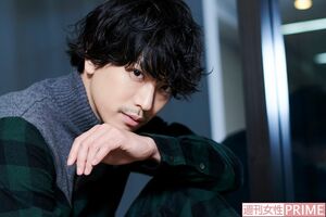 ミュージカル『エリザベート』で暗殺者ルキーニ役に大抜擢！　黒羽麻璃央　撮影／山田智絵