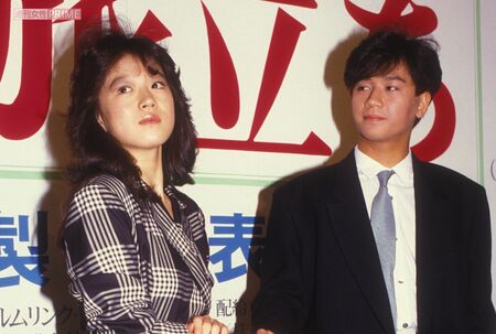 中森明菜と近藤真彦が共演した『愛、旅立ち』の製作発表会