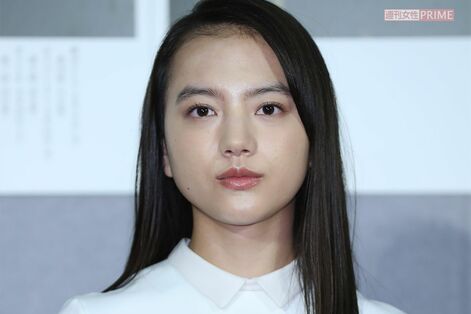 清原果耶の主演ドラマ『城塚翡翠』が好評も「原作権を引き揚げる！」原作者・相沢沙呼氏が引き起こしていた…