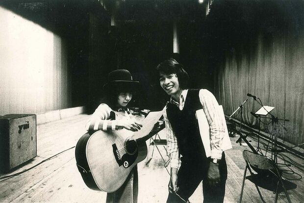 ソロデビューしたイルカさんと、夫で名プロデューサーの神部さん