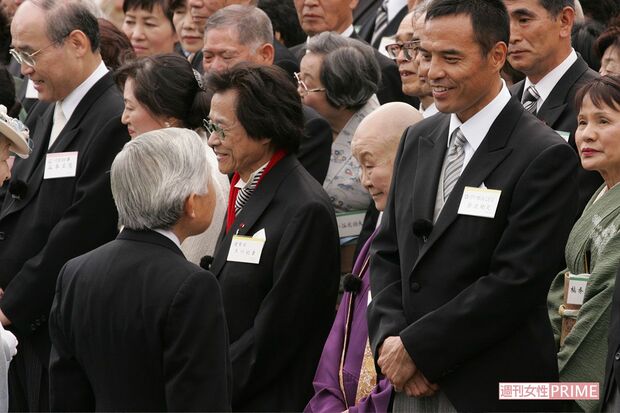 違法サプリ入手でサントリー会長を辞任、園遊会に参加したローソン会長時代の新浪剛史氏(2007年)