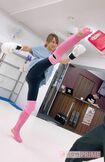 健康のためにK―1ジムで朝活。ここまで脚の上がる53歳はなかなかいない!?