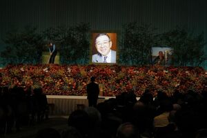 大橋巨泉さんのお別れの会には、芸能界のみならず各界から錚々たる顔ぶれが訪れた