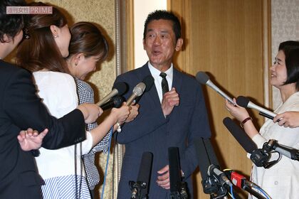 2016年、自身の不倫を謝罪した三遊亭円楽さん。爆笑会見となった