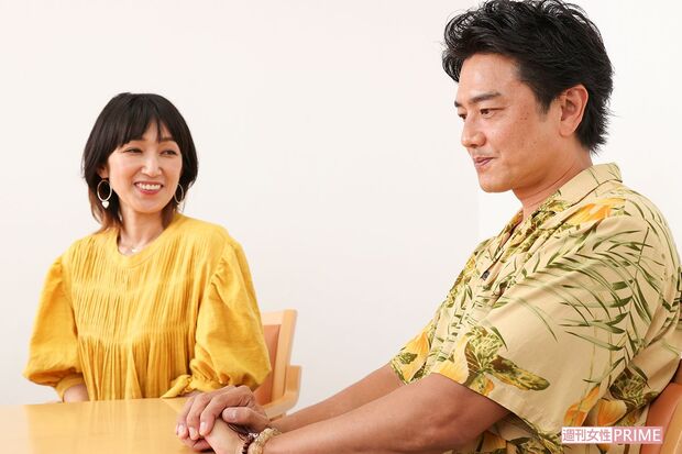 原田龍二（右）と妻・原田愛（左）