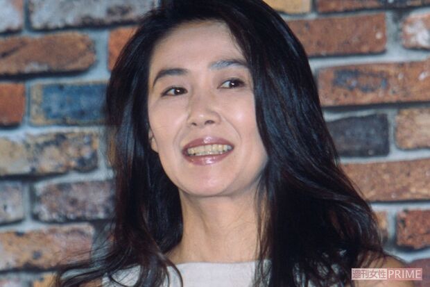 萬田久子