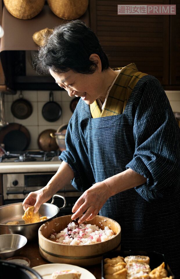 横山タカ子さん●料理研究家。長野県出身、在住。信州の食の豊かさに着目し、気候を生かした伝統食品や郷土料理を研究。健康長寿の知恵があることを知り、家庭料理としてアレンジしたレシピを広く紹介。新刊『横山タカ子の汁飯香』が好評発売中。 撮影/竹内章雄