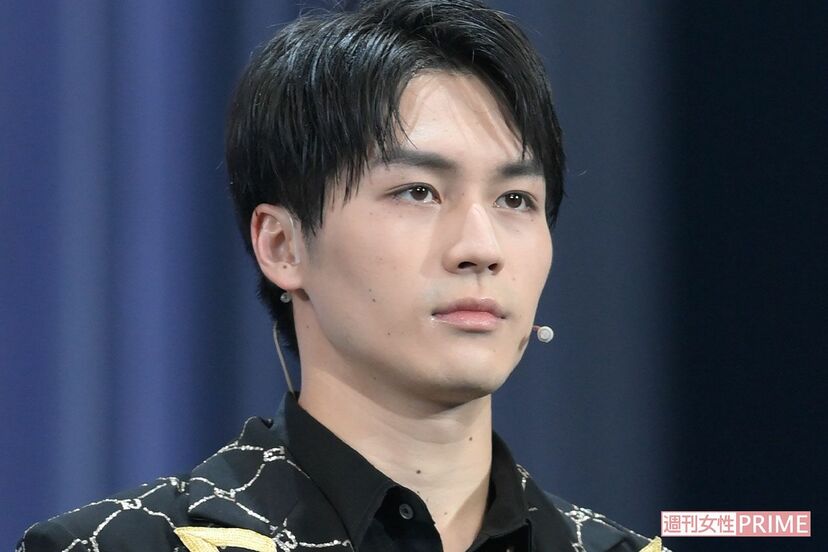 画像・写真】Travis Japan松田元太、雑誌『anan』の表紙で筋肉美を披露