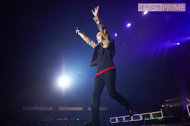 最後は「感動しちゃって。久しぶりにこの感覚！」と草なぎ。「ミーティングっていうから、もっとこぢんまりしていると思ってました（笑）」　撮影／宮脇進