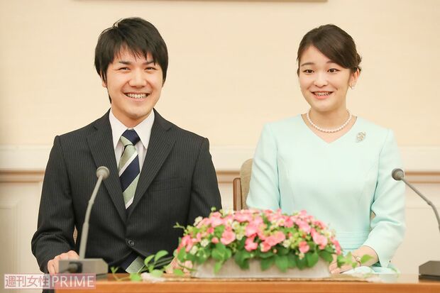 米留学の2年目が始まった小室さんと再び、このような笑顔をお見せになる日は訪れるのか？（'17年9月・婚約内定会見）