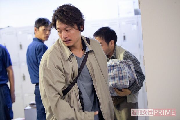 『凪待ち』撮影中の香取慎吾　撮影／渡邊智裕