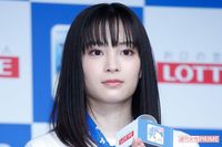 広瀬すず、石原さとみを抑え見事1位に! 「あざとカワイイ美女」ランキング