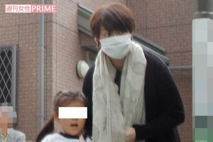 麗禾ちゃんの手を引き幼稚園の運動会に参加(‘16年10月10日)