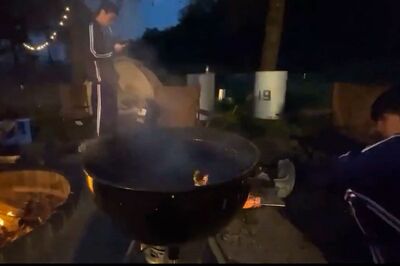 SixTONESのYouTube動画内で田中樹（左奥）がタバコらしきモノをくわえて…