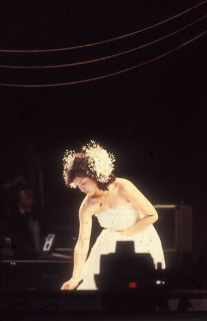 山口百恵引退コンサート音楽監督および指揮を担当した