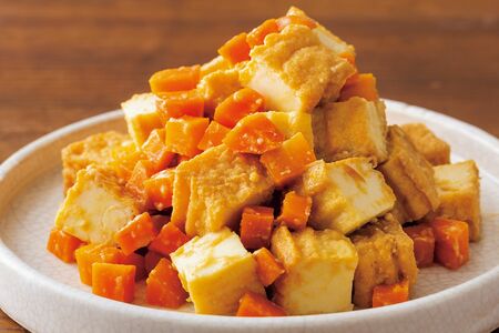 にんじんと厚揚げのきな粉炒め