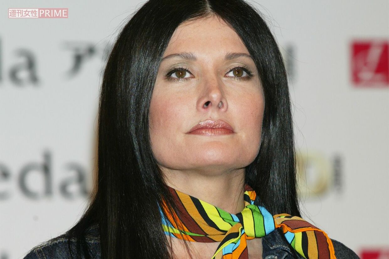 カイヤがSNSで“妖艶美ボディ”を惜しみなく披露、美しさの源は清々しい過激トーク | 週刊女性PRIME