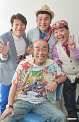 2013年5月30日、志村けん一座 第8回公演『志村魂』のインタビューで（全身バージョン）　撮影/廣瀬靖士