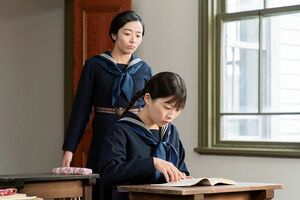 女学校時代。ふたりとも可愛い!