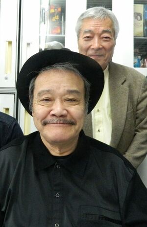 日俳連で共に活動していた西田敏行さんと池水通洋氏（公式サイトより）