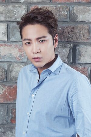 主演作『テバク～運命の瞬間～』が話題のチャン・グンソク