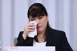 タレントたちへの思いを口にして、涙を見せる場面もあったジュリー氏