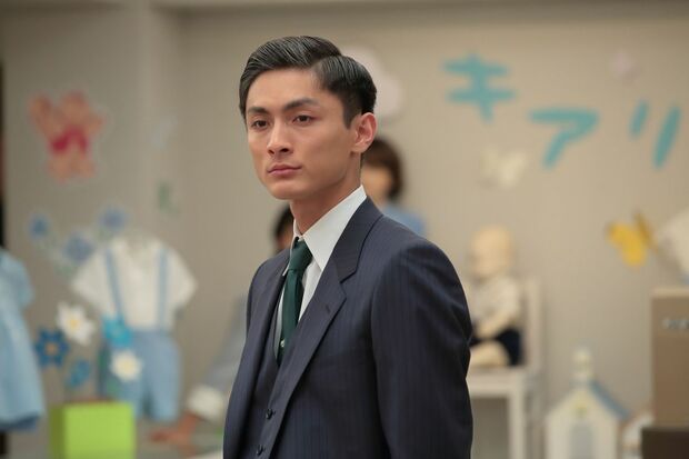 野上潔役の高良健吾　(c)NHK